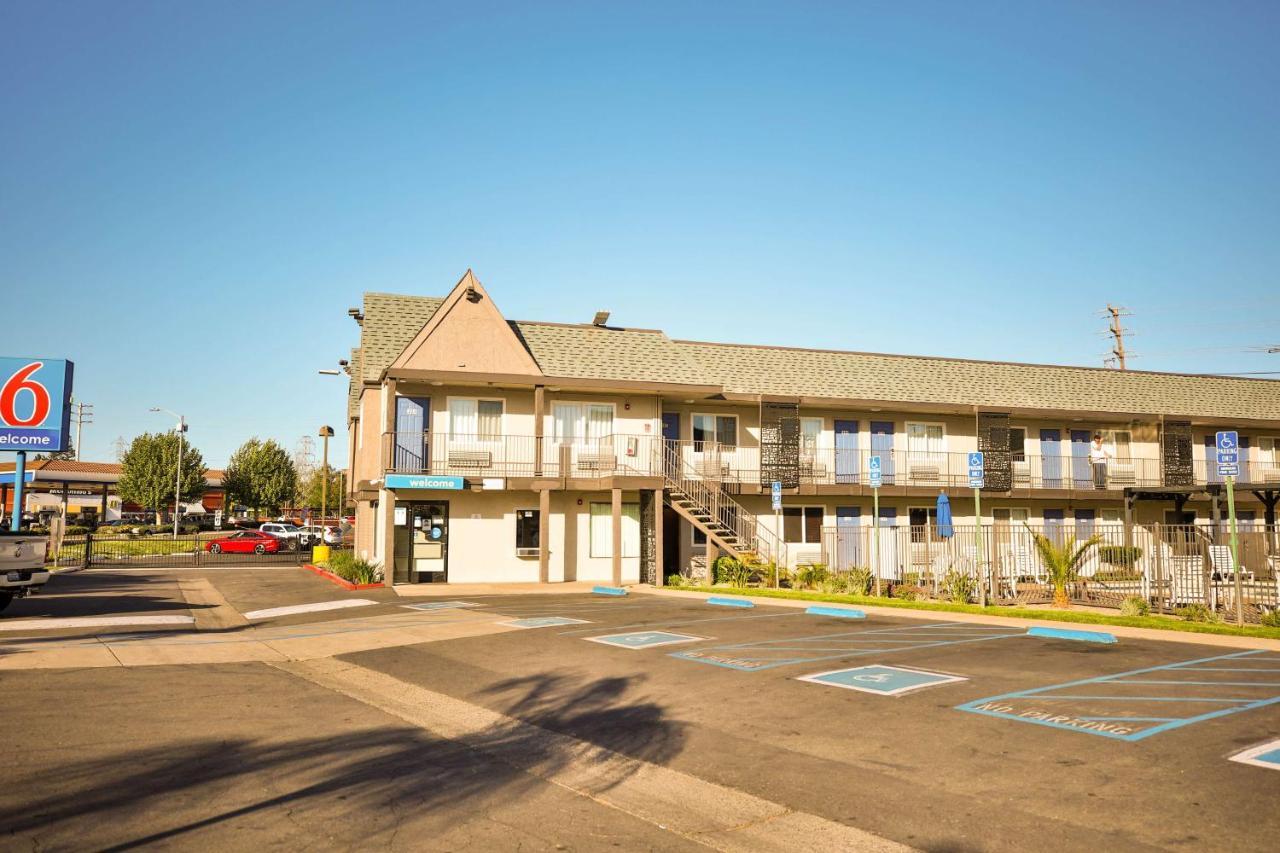 Motel 6-Sacramento, Ca - Central Kültér fotó