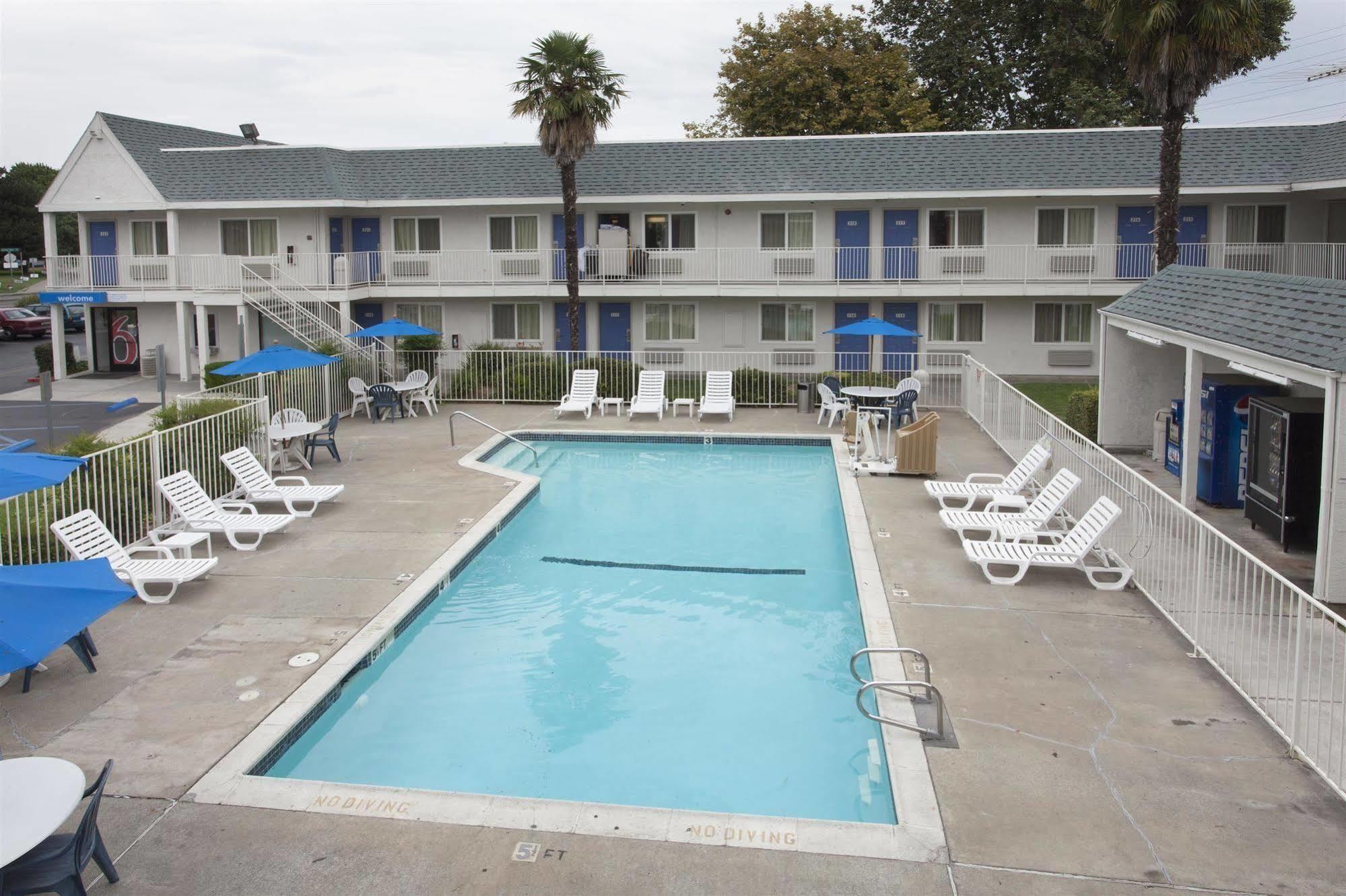 Motel 6-Sacramento, Ca - Central Kültér fotó